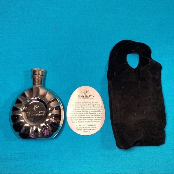 Silver Flask - Picture 4 of 6